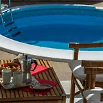 In Molat With Pool * Brgulje