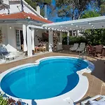 In Molat With Pool Ferienhaus *