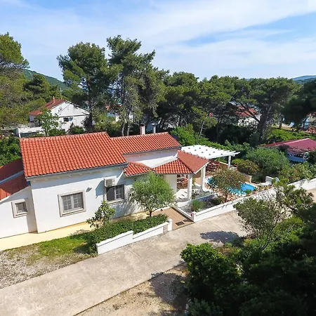 Dom wakacyjny In Molat With Pool *