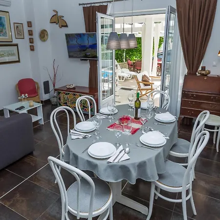 In Molat With Pool Brgulje