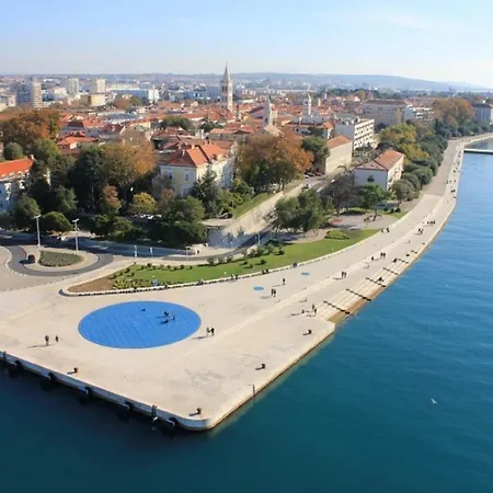 Spacious In Molat With Pool *