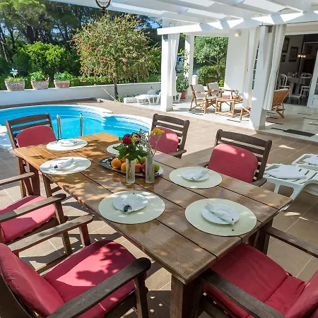 Spacious In Molat With Pool * Brgulje